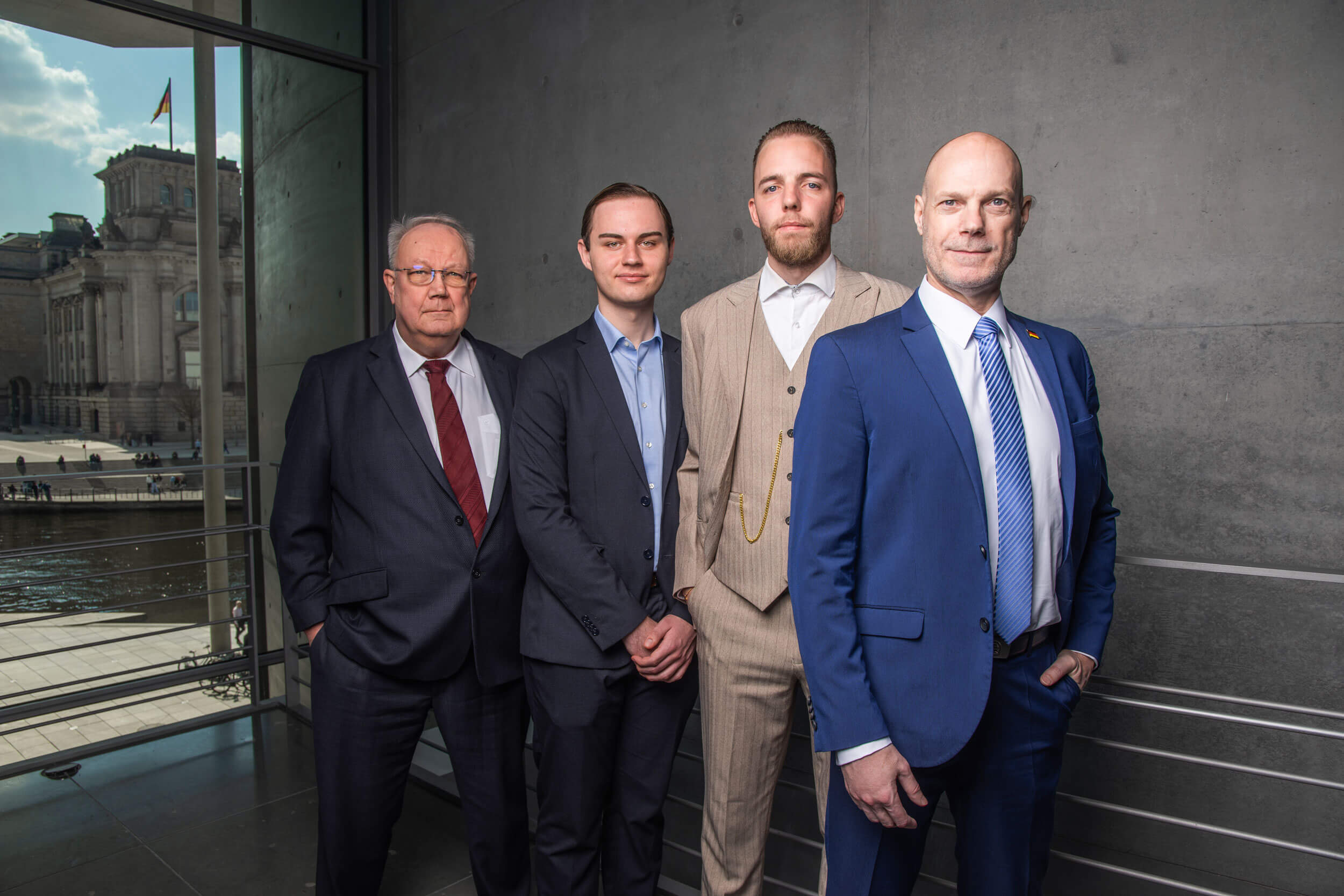 Gruppenfoto von Sven Wendorf mit seinem Team in Berlin